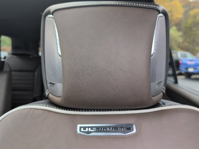 Used 2026 GMC Yukon XL Denali Ultimate w/ LPO, Floor Liner Package AWD/4WD image 33