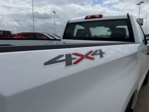 New 2026 Chevrolet Silverado 1500 W/T image 14