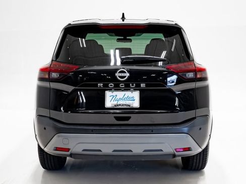 Used 2023 Nissan Rogue S FWD image 29