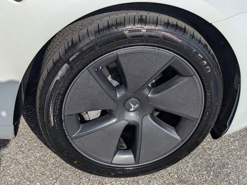 Used 2023 Tesla Model 3 Standard Range RWD image 16