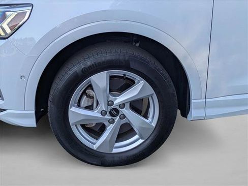 Used 2021 Audi Q3 2.0T Premium Plus AWD/4WD image 14