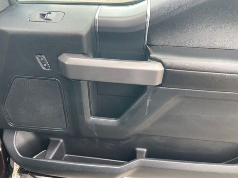 Used 2019 Ford F150 XLT w/ Equipment Group 302A Luxury AWD/4WD image 30