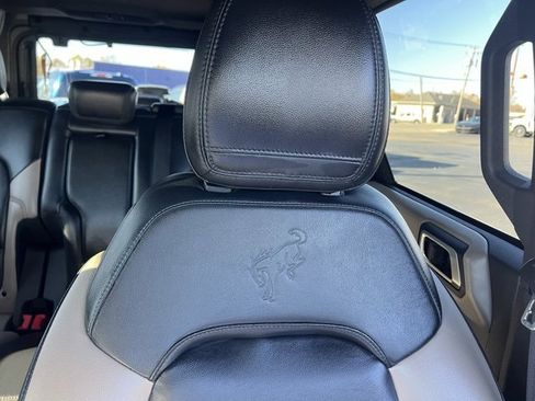 Used 2023 Ford Bronco Wildtrak image 38