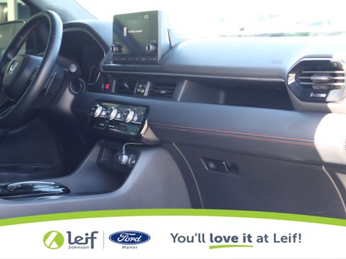 Used 2023 Honda Pilot Sport image 42