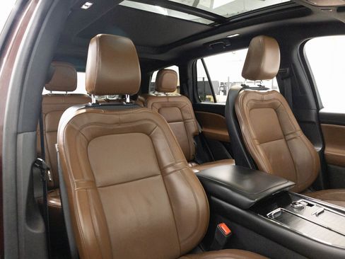 Used 2021 Lincoln Aviator Reserve w/ Equipment Group 201A image 22