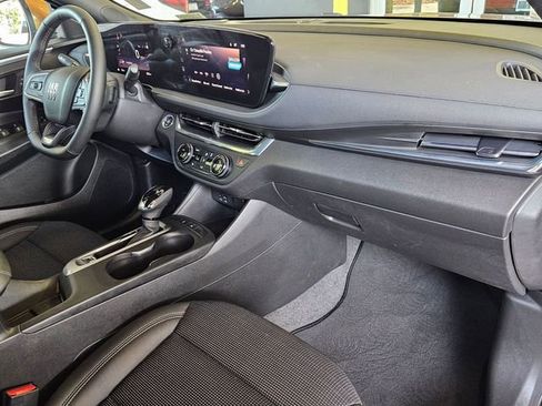 Used 2026 Buick Envista Preferred w/ Convenience I Package FWD image 28