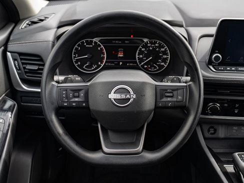 Certified 2025 Nissan Rogue S image 12