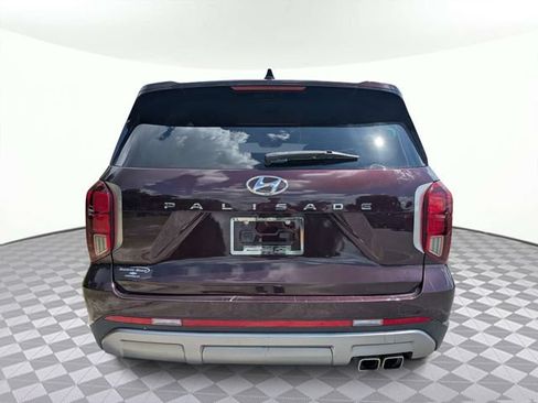 Used 2024 Hyundai Palisade SEL FWD image 4
