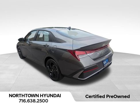 Used 2026 Hyundai Elantra Sport FWD image 4