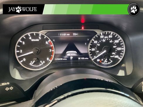 Used 2021 Nissan Rogue SL AWD/4WD image 14