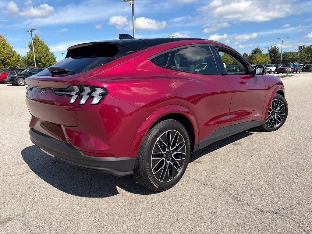 Used 2025 Ford Mustang Mach-E Premium AWD/4WD image 7