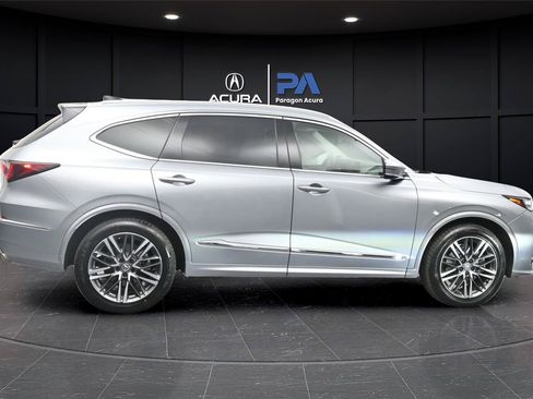 Used 2025 Acura MDX SH-AWD w/ Advance Package image 29
