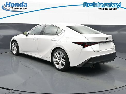 Used 2023 Lexus IS 300 w/ Comfort Package RWD image 7