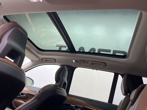 Used 2018 Volvo XC90 T6 Inscription w/ Convenience Package AWD/4WD image 16