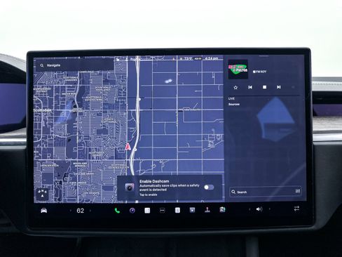 Used 2022 Tesla Model X image 5