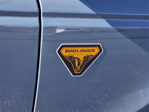 Used 2022 Ford Bronco Badlands w/ Sasquatch Package image 9