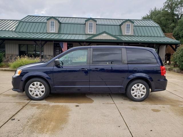 Used 2016 Dodge Grand Caravan SE w/ Quick Order Package 29E SE FWD image 9
