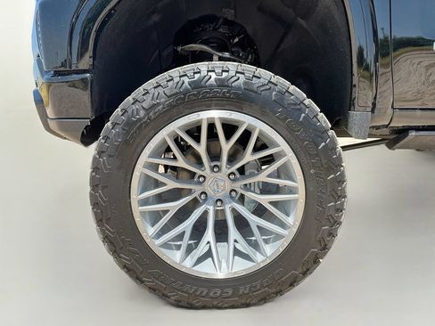 New 2026 GMC Sierra 1500 Elevation w/ Elevation Premium Package AWD/4WD image 29