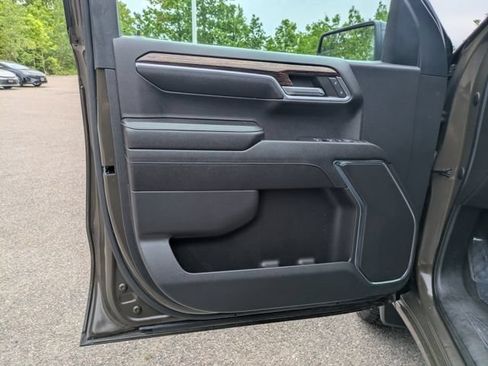Used 2023 GMC Sierra 1500 Elevation AWD/4WD image 18