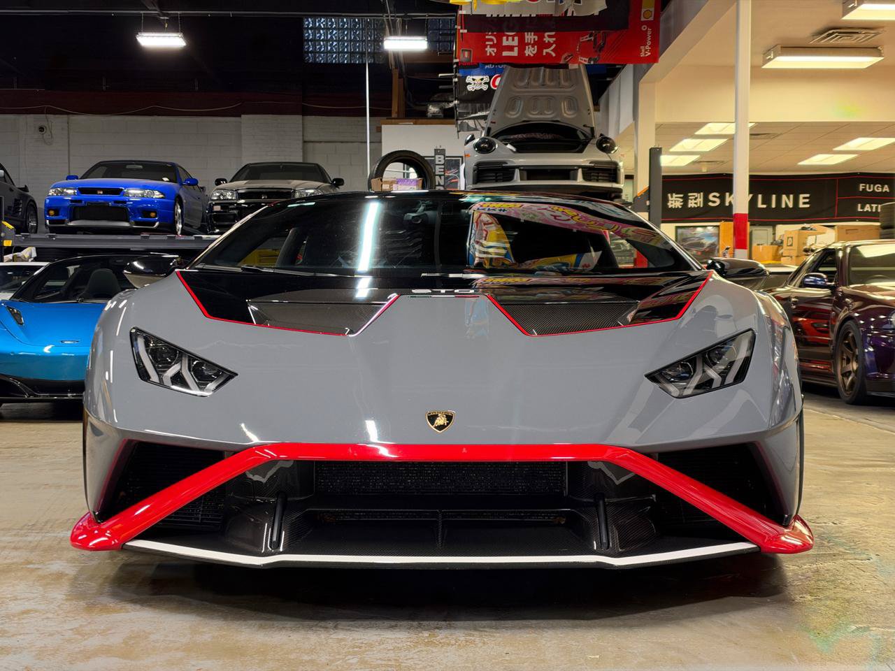 Used 2022 Lamborghini Huracan STO RWD image 2