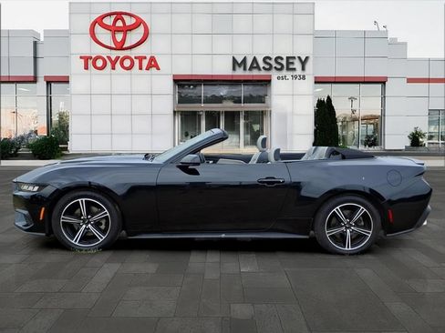 Used 2024 Ford Mustang Premium RWD image 7