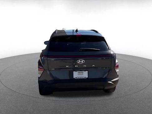 Used 2025 Hyundai Kona SEL image 11
