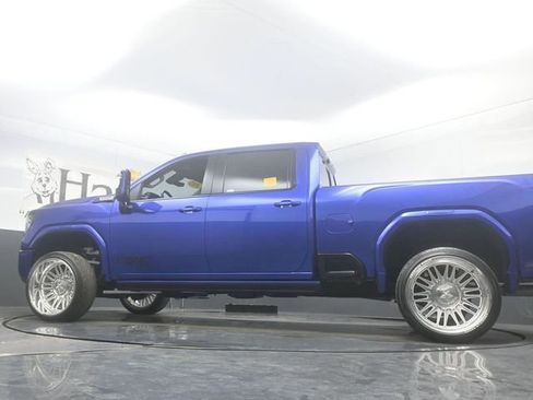 Used 2025 GMC Sierra 2500 Denali w/ Denali Reserve Package AWD/4WD image 69