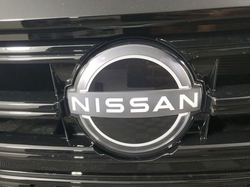 New 2025 Nissan Versa SV w/ Trunk Package image 10