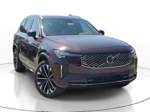 New 2026 Volvo XC90 B5 Plus w/ Protection Package Premier AWD/4WD image 1