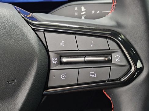 Used 2025 Chevrolet Blazer EV RS AWD/4WD image 35