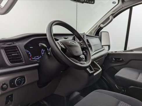 Used 2024 Ford Transit 250 Low Roof w/ Exterior Upgrade Package image 19
