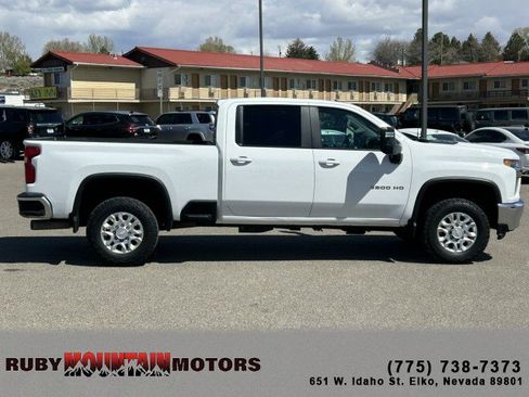 Used 2020 Chevrolet Silverado 3500 LT w/ Convenience Package AWD/4WD image 8
