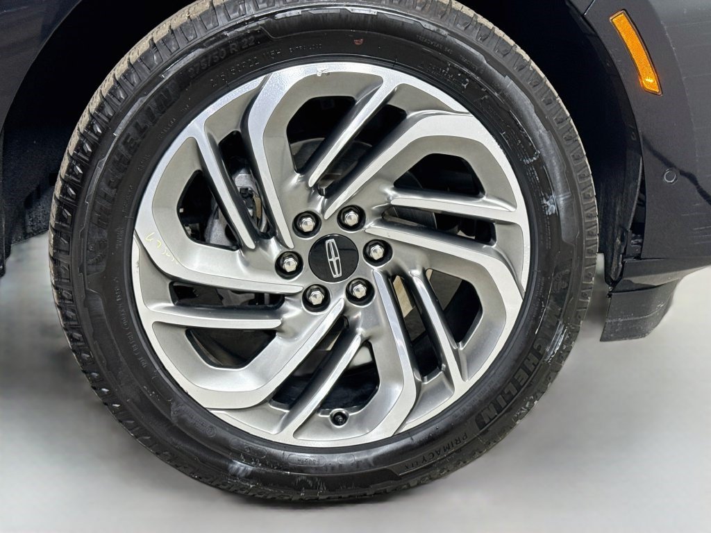 Used 2025 Lincoln Navigator Reserve AWD/4WD image 31