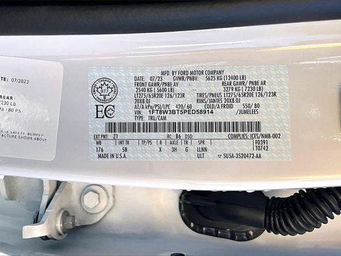 Used 2023 Ford F350 Lariat w/ Chrome Package image 36