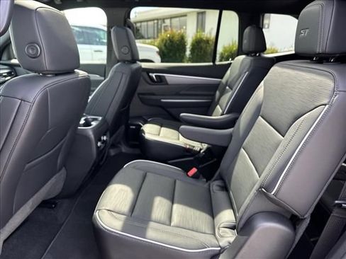 New 2026 Buick Enclave Sport Touring w/ Power Package FWD image 22
