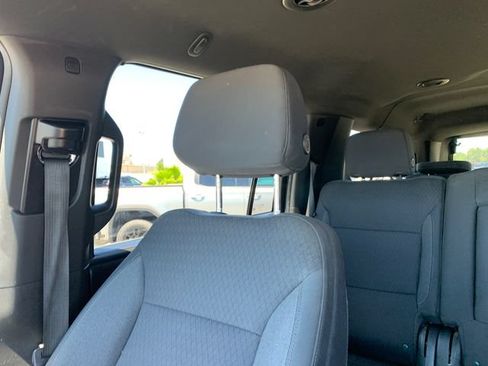 Used 2023 Chevrolet Suburban LS AWD/4WD image 38