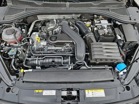 Used 2025 Volkswagen Jetta S image 27