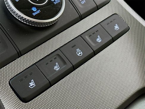 Used 2020 Hyundai Palisade Limited image 24