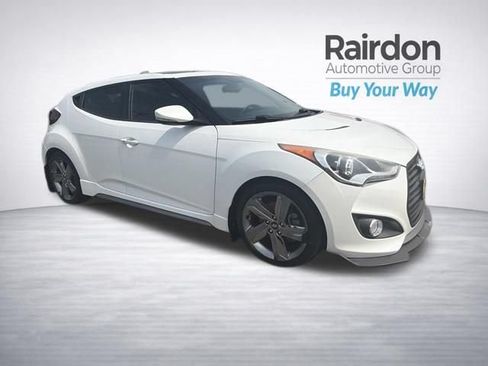 Used 2015 Hyundai Veloster Turbo w/ Option Group 04 FWD image 1