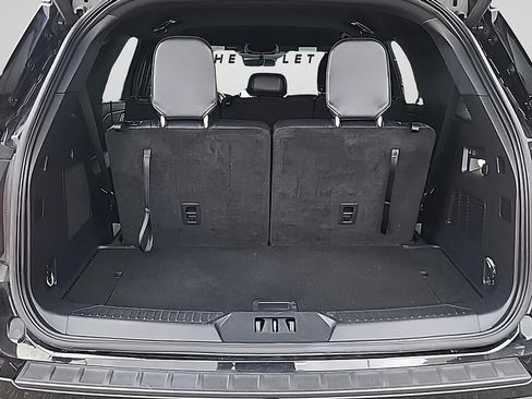 Used 2025 Ford Explorer ST-Line w/ ST-Line Street Pack AWD/4WD image 30