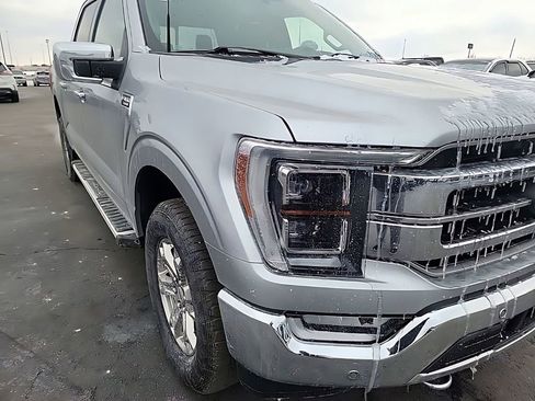 Certified 2022 Ford F150 Lariat w/ Equipment Group 502A High image 19