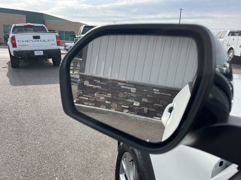 Used 2024 Ford Explorer Limited image 23