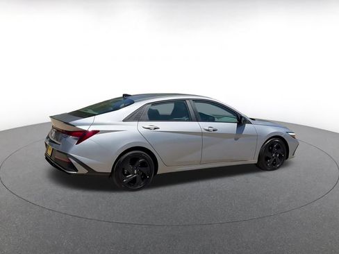Used 2026 Hyundai Elantra Sport FWD image 14