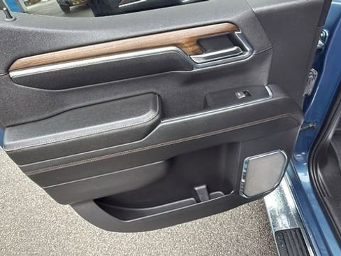 Used 2024 Chevrolet Silverado 1500 High Country w/ High Country Premium Package image 26