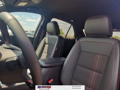 Used 2024 Chevrolet Equinox RS FWD image 17