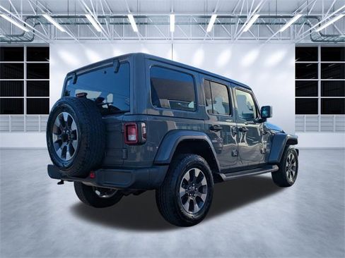 Used 2022 Jeep Wrangler Unlimited Sahara w/ Cold Weather Group image 4
