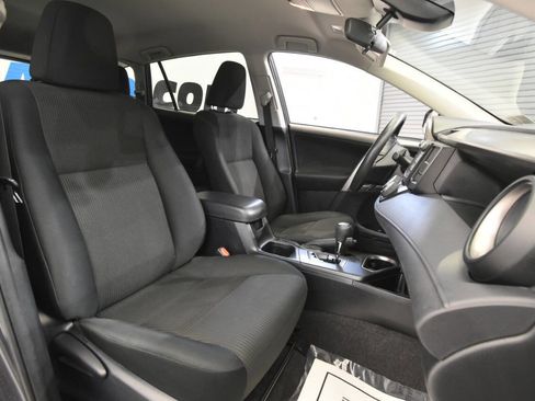 Used 2017 Toyota RAV4 LE w/ All Weather Liner Package AWD/4WD image 20