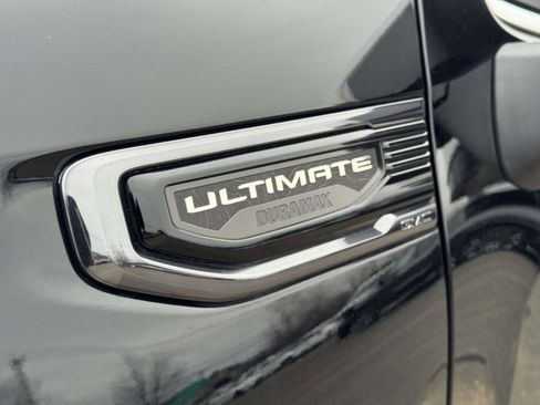 Used 2023 GMC Sierra 1500 Denali Ultimate image 8