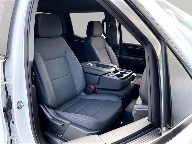 Used 2023 Chevrolet Silverado 1500 RST AWD/4WD image 11