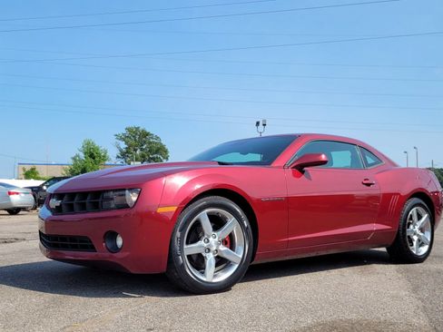 Used 2010 Chevrolet Camaro LT RWD image 31